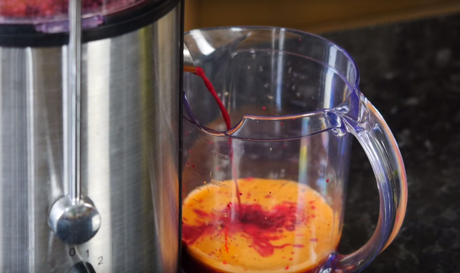 Zdravi recept za sok od cvekle i šargarepe